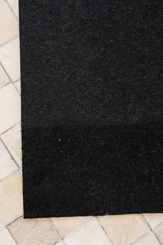 5' x 8' Cowhide Leather Rug