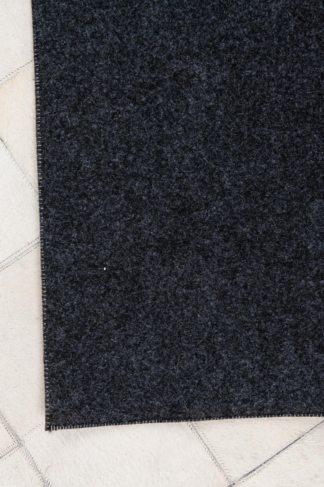 5' x 7' 9 Cowhide Leather Rug