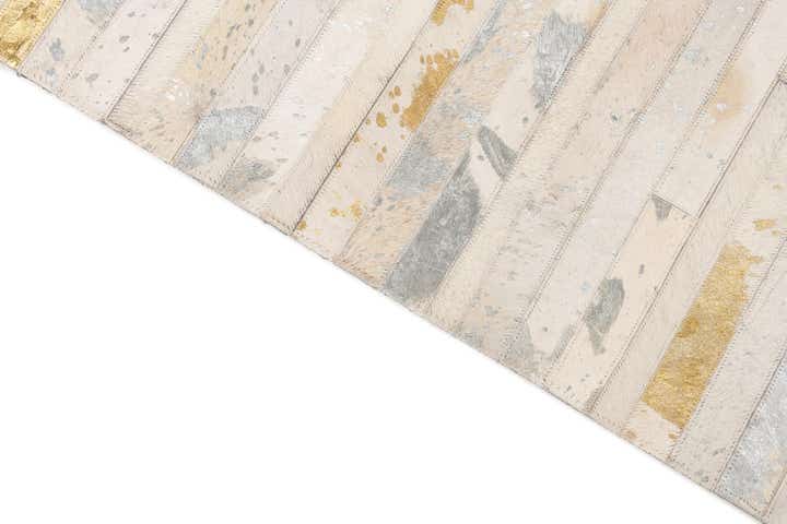 5' 2 x 7' 10 Cowhide Leather Rug