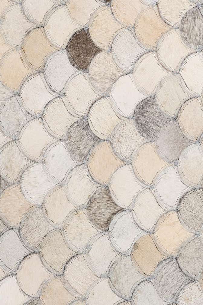 5' x 8' Cowhide Leather Rug