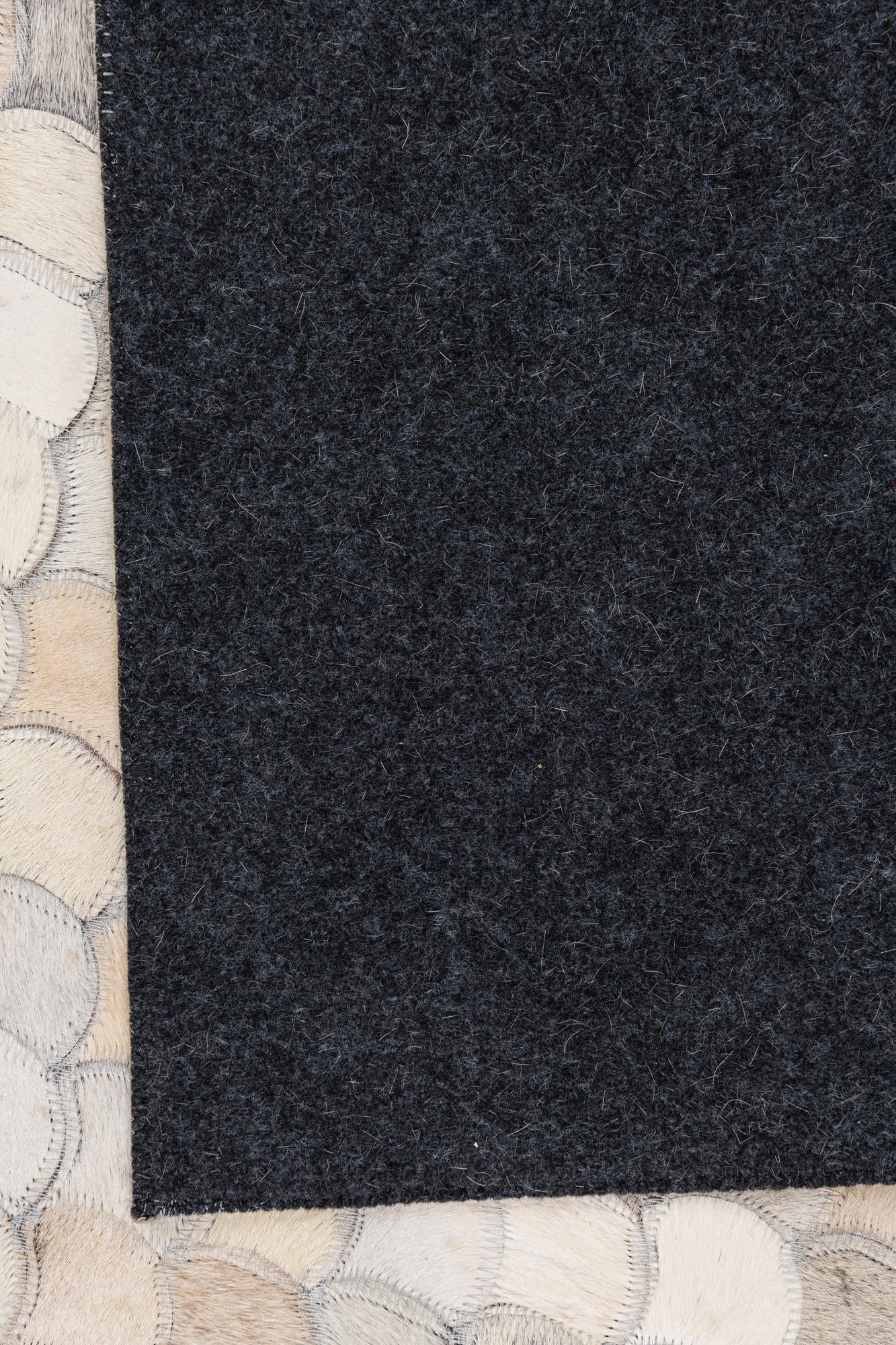 5' x 8' Cowhide Leather Rug