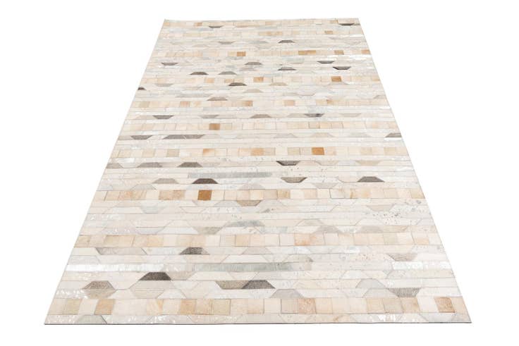 Detail image of 5' x 7' 10 Cowhide Leather Rug