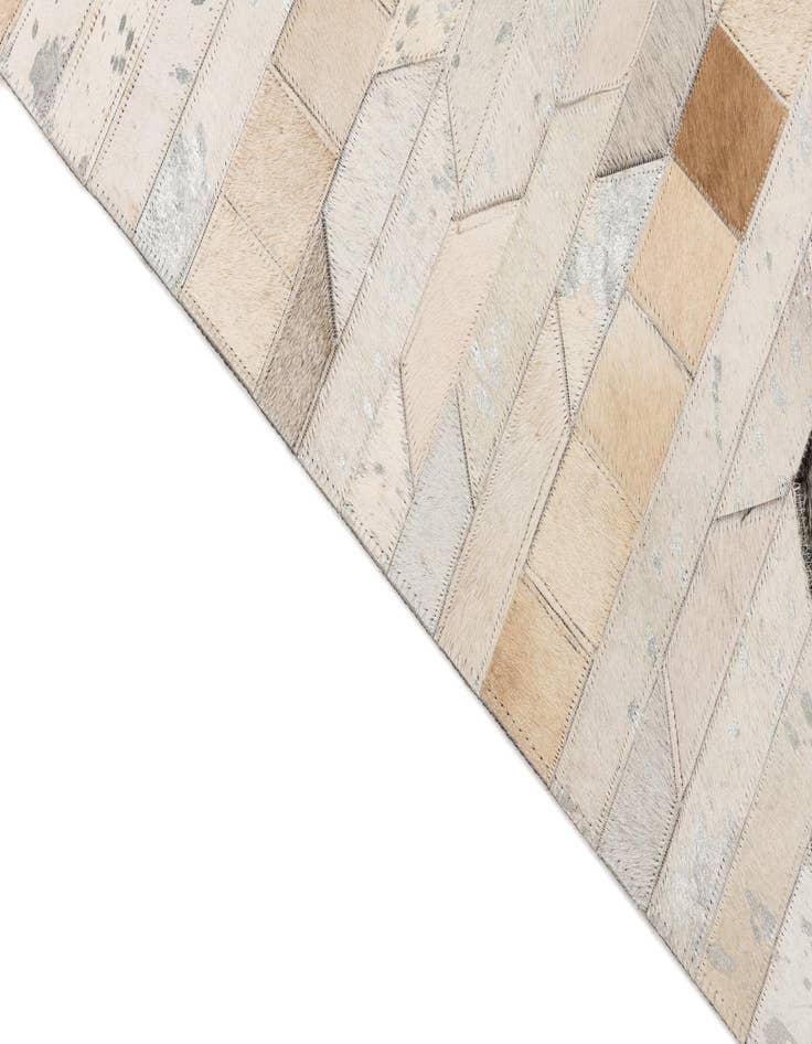 Detail image of 5' x 7' 10 Cowhide Leather Rug