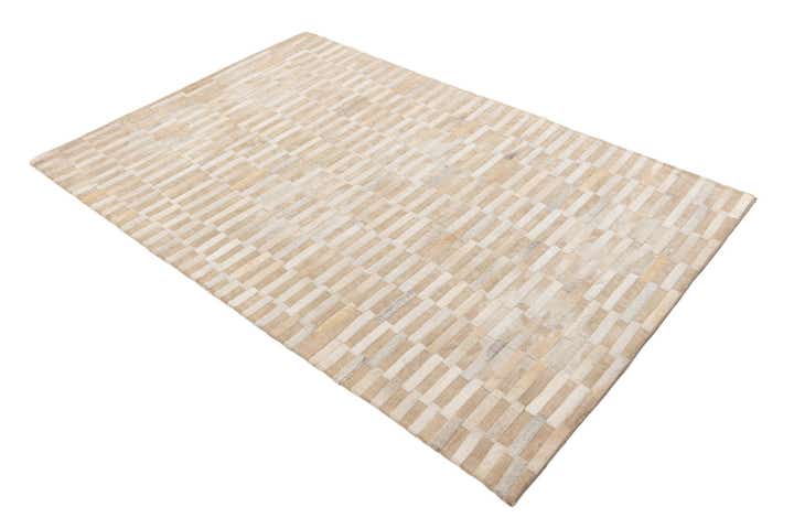 4' x 6' Cowhide Leather Rug
