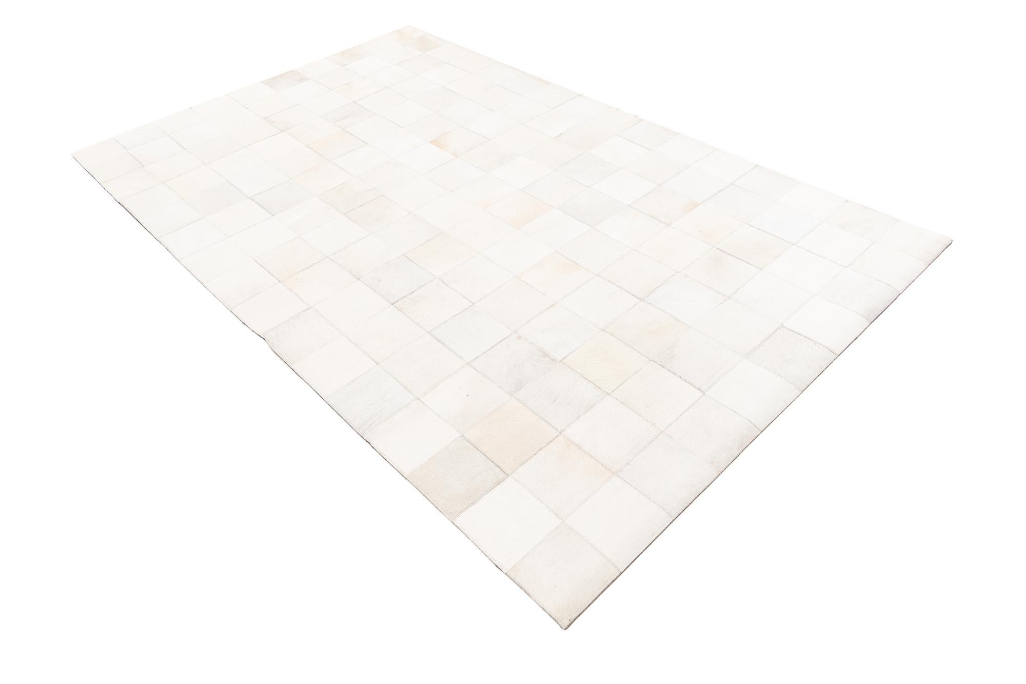 5' x 8' Cowhide Leather Rug