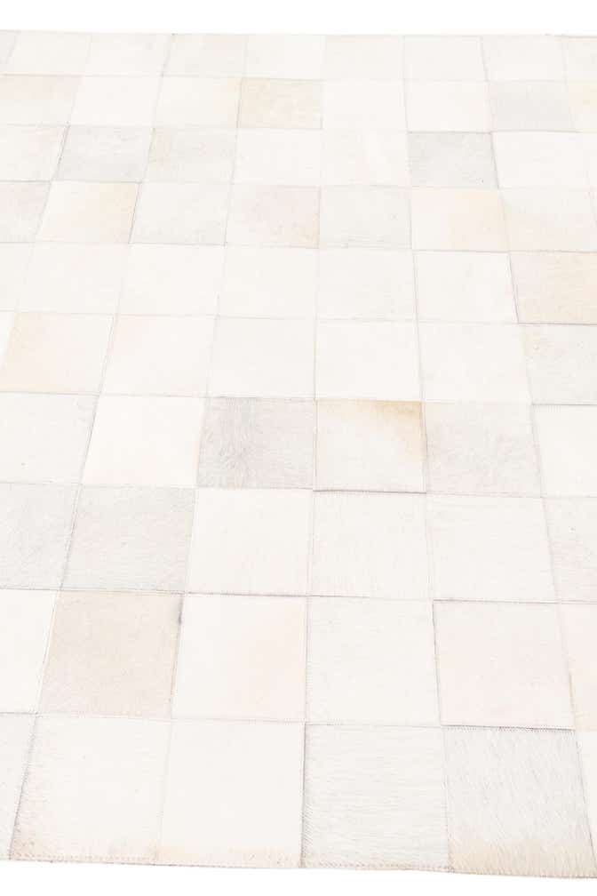 5' x 8' Cowhide Leather Rug