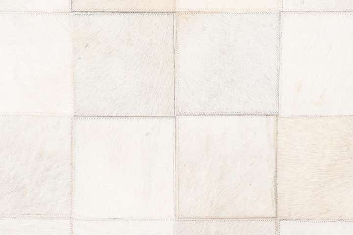 5' x 8' Cowhide Leather Rug