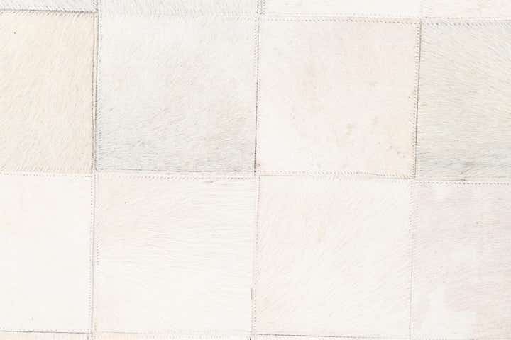 5' x 8' Cowhide Leather Rug