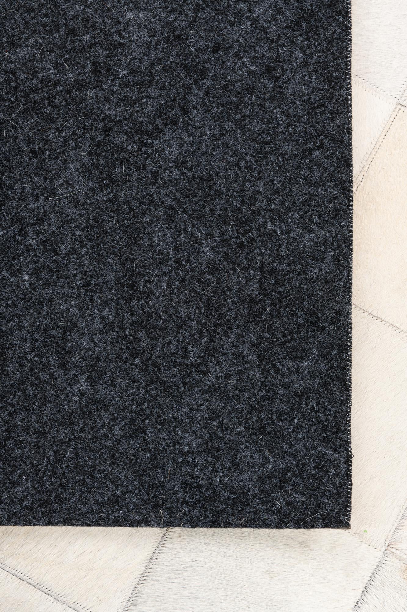 5' x 8' Cowhide Leather Rug