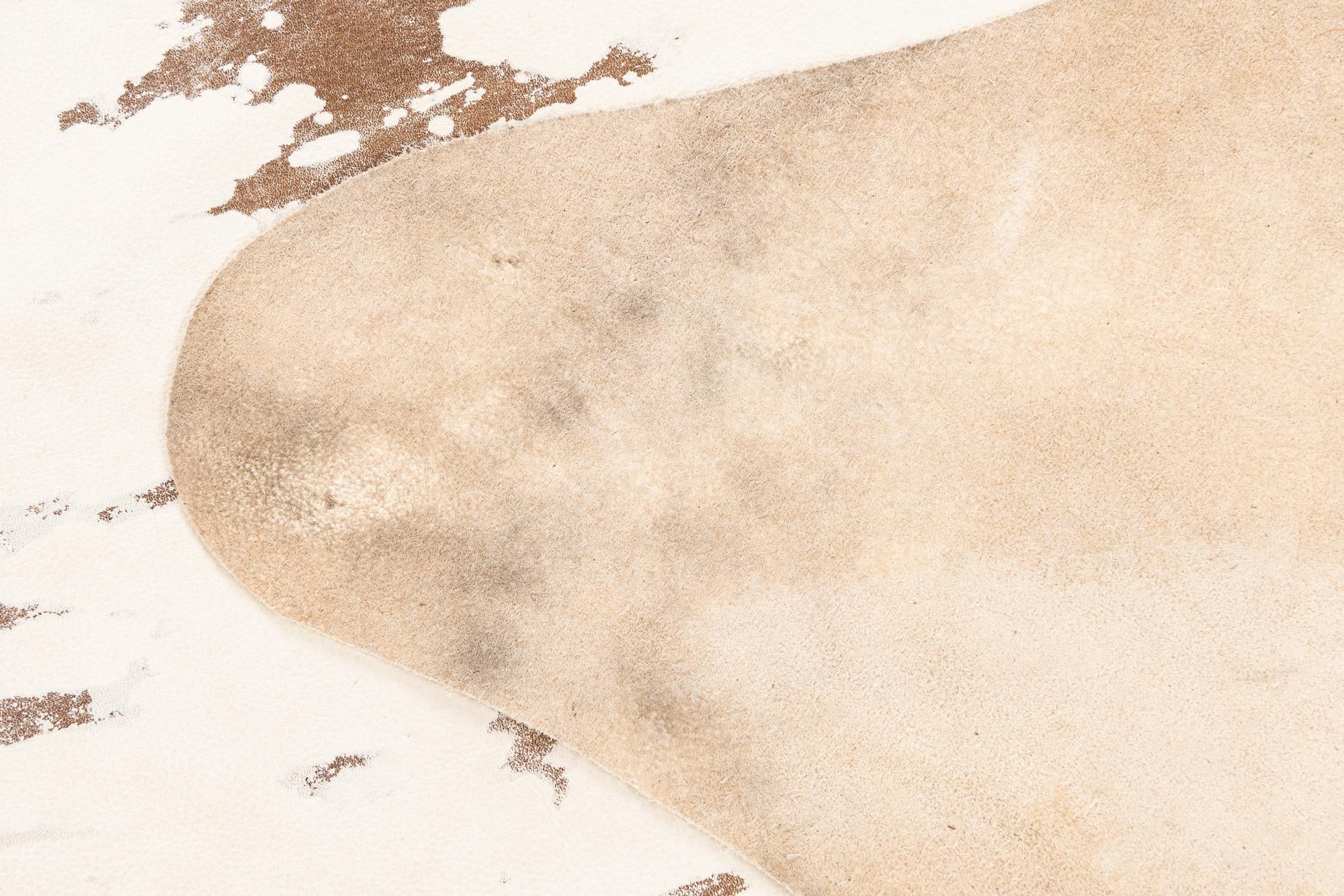 6' 8 x 7' 4 Cowhide Leather Rug
