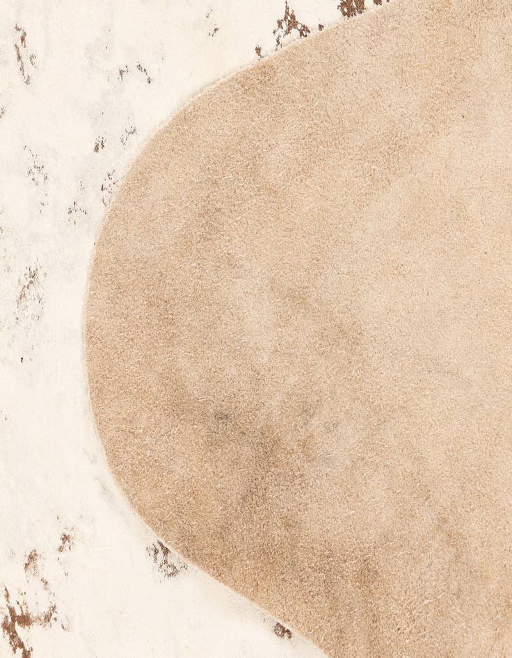 Detail image of 6' 7 x 7' 5 Cowhide Leather Rug