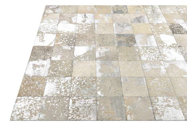5' x 8' Cowhide Rug