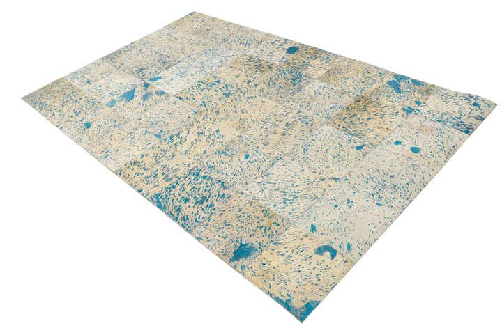 5' 1 x 8' 1 Cowhide Rug