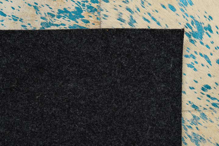 5' 1 x 8' 1 Cowhide Rug