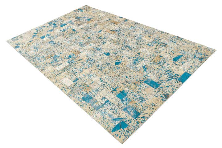 5' 2 x 8' 3 Cowhide Rug