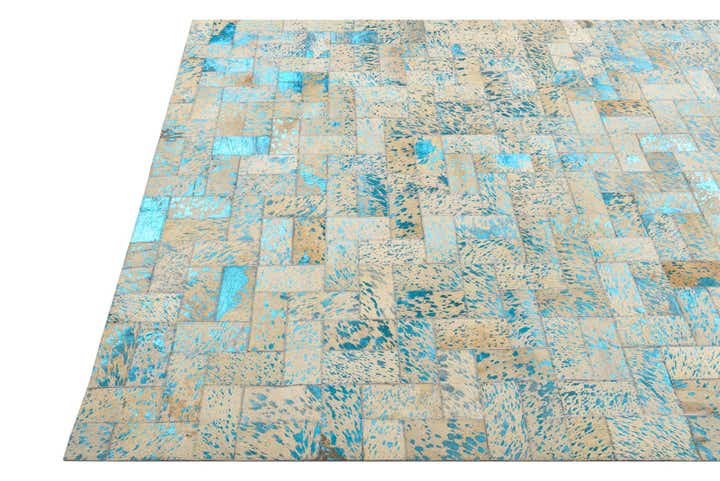 5' 2 x 8' 3 Cowhide Rug
