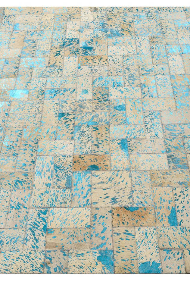 Detail image of 5' 2 x 8' 3 Cowhide Rug