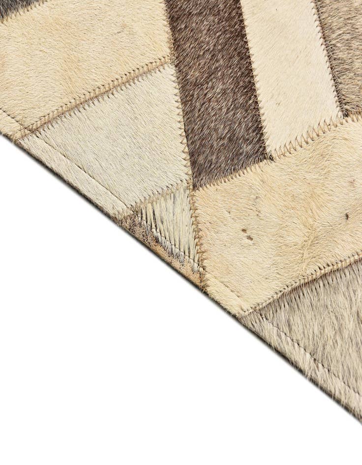 Detail image of 2' x 2' 10 Cowhide Rug