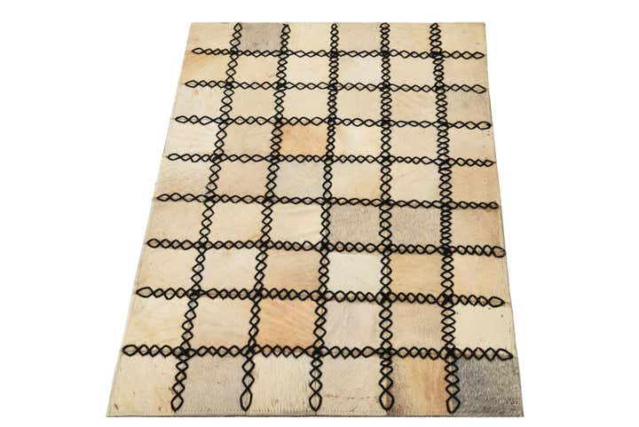 2' 1 x 3' 1 Cowhide Rug