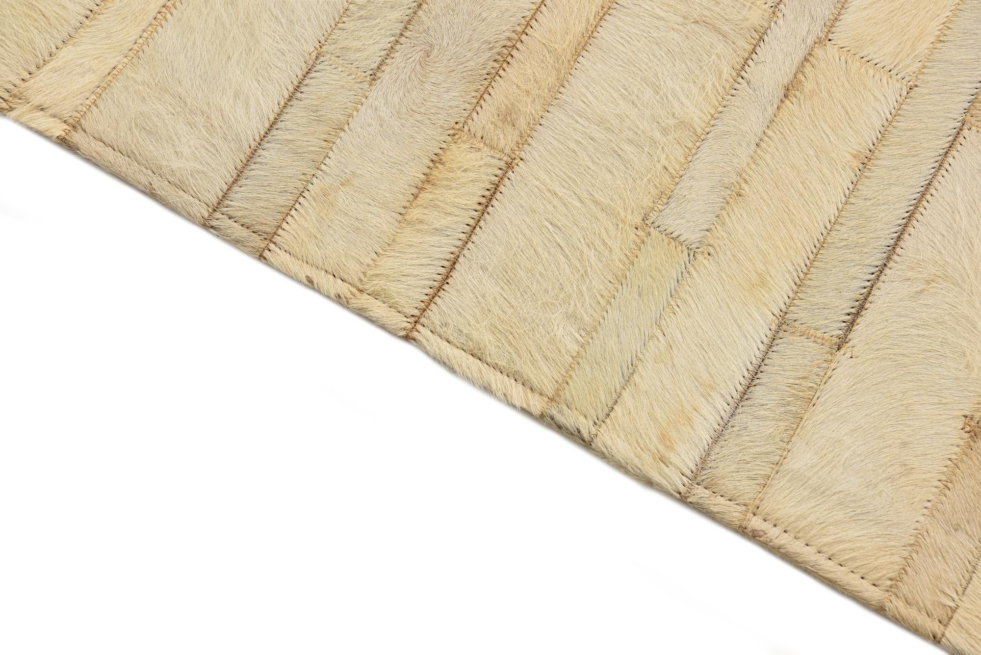 2' 2 x 3' Cowhide Rug