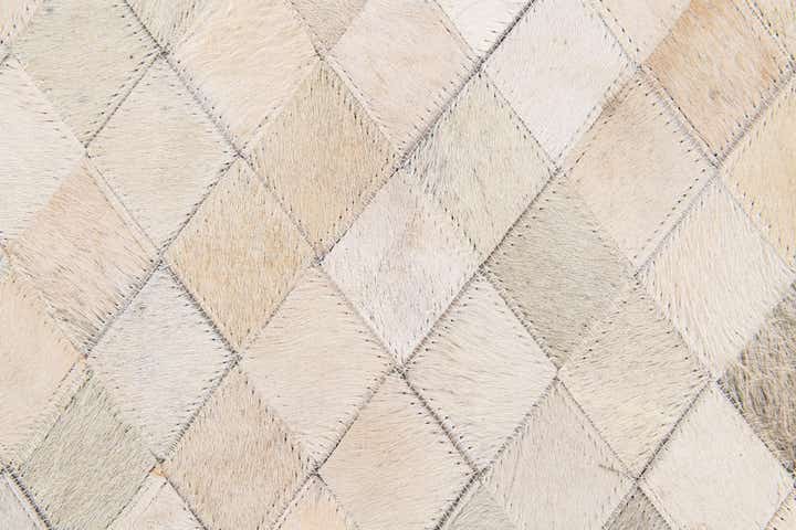 6' x 9' Cowhide Stocks Rug