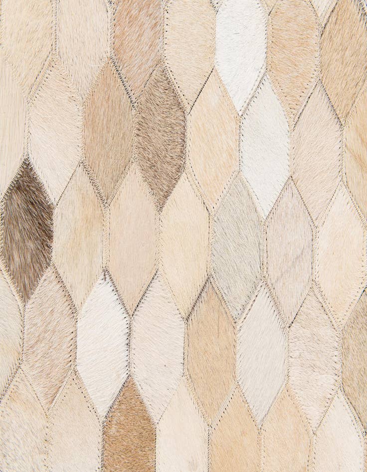 Detail image of 6' 9 x 9' 11 Cowhide Stocks Rug