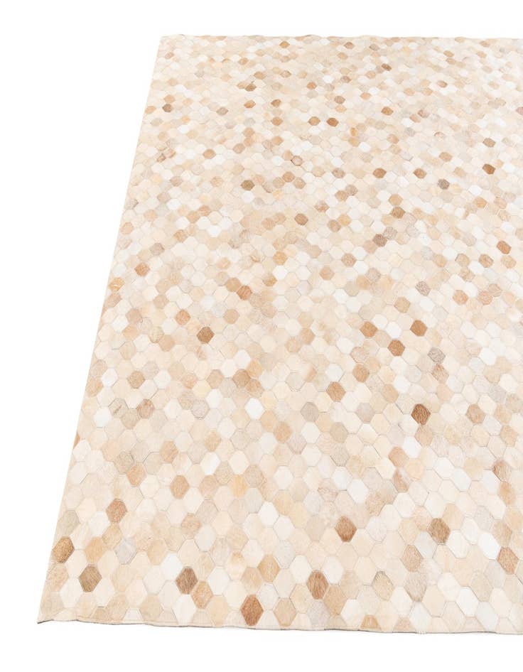 Detail image of 6' 7 x 9' 11 Cowhide Stocks Rug