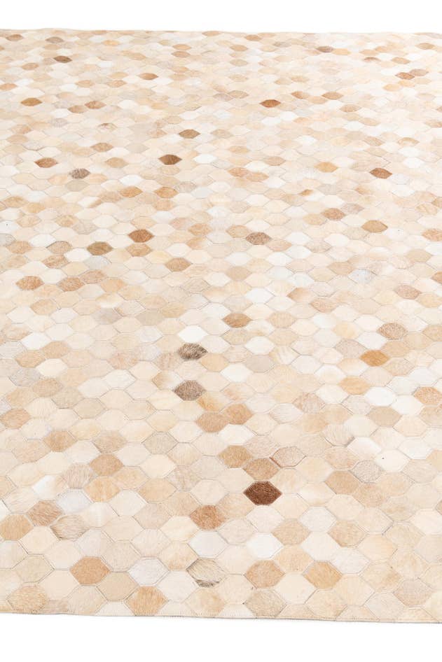 Detail image of 6' 7 x 9' 11 Cowhide Stocks Rug