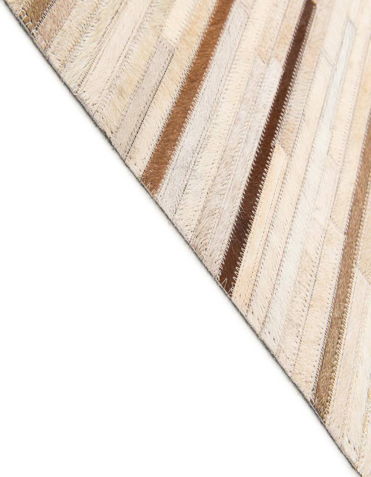 Detail image of 5' 1 x 7' 11 Cowhide Stocks Rug