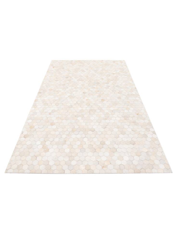 Detail image of 4' 11 x 7' 11 Cowhide Stocks Rug