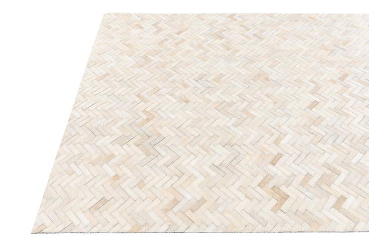 Detail image of 4' 10 x 7' 7 Cowhide Stocks Rug