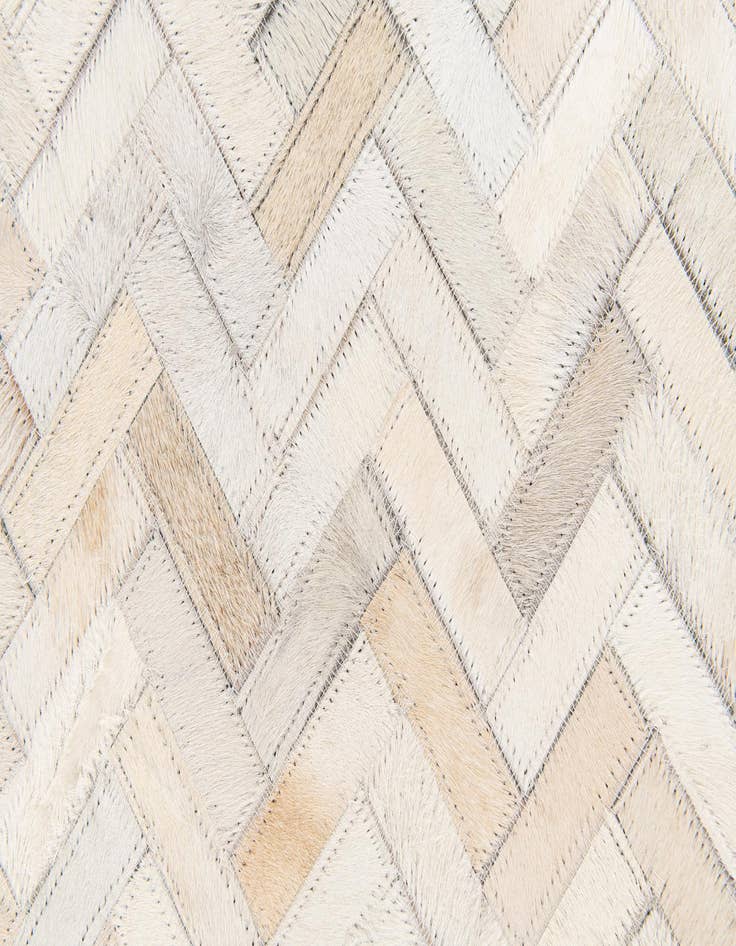 Detail image of 4' 10 x 7' 7 Cowhide Stocks Rug