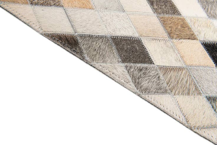 Detail image of 5' 8 x 7' 9 Cowhide Stocks Rug