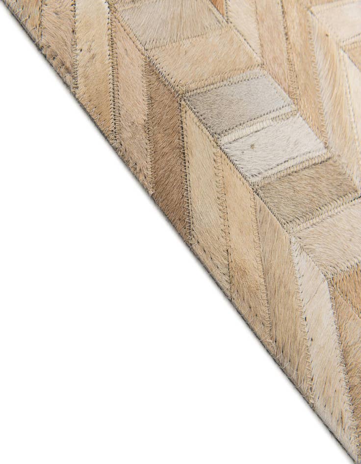 Detail image of 5' 1 x 8' Cowhide Stocks Rug