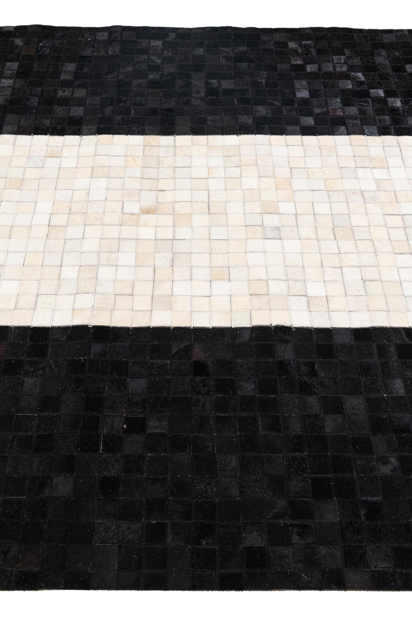 5' 1 x 8' Cowhide Stocks Rug