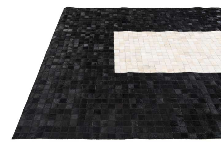 5' x 8' 1 Cowhide Stocks Rug
