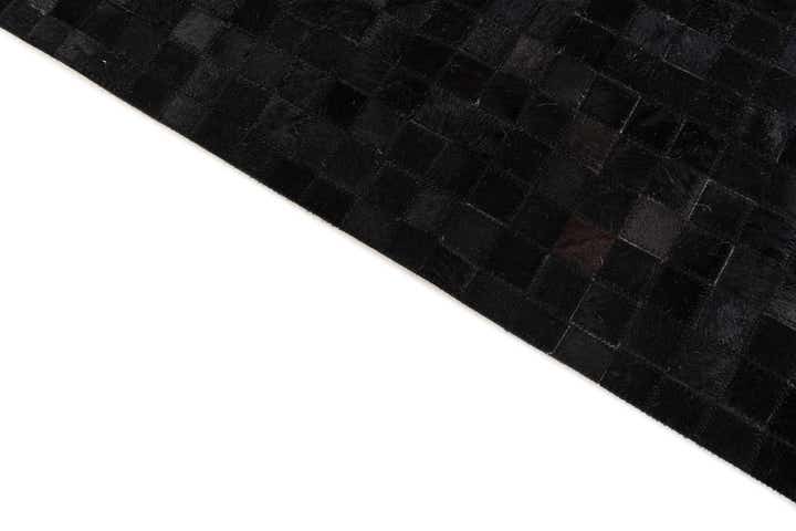 5' x 8' 1 Cowhide Stocks Rug