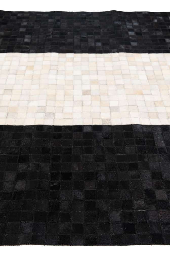 5' x 7' 11 Cowhide Stocks Rug