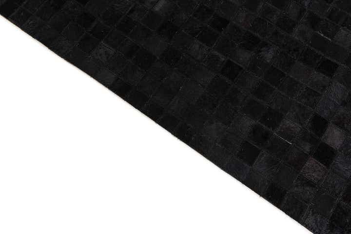 5' x 7' 11 Cowhide Stocks Rug