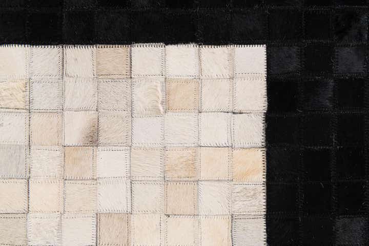 5' x 7' 11 Cowhide Stocks Rug