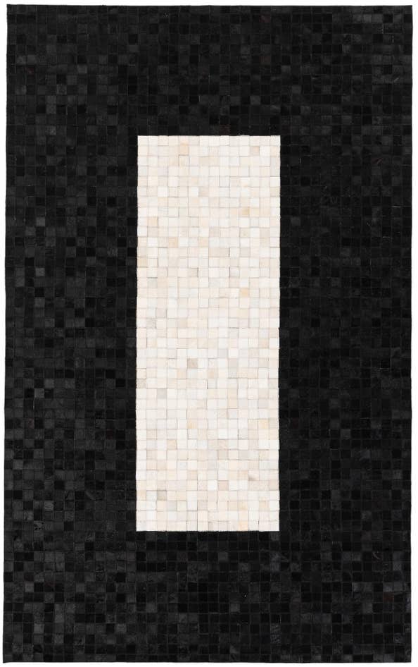 Detail image of 5' x 7' 11 Cowhide Stocks Rug