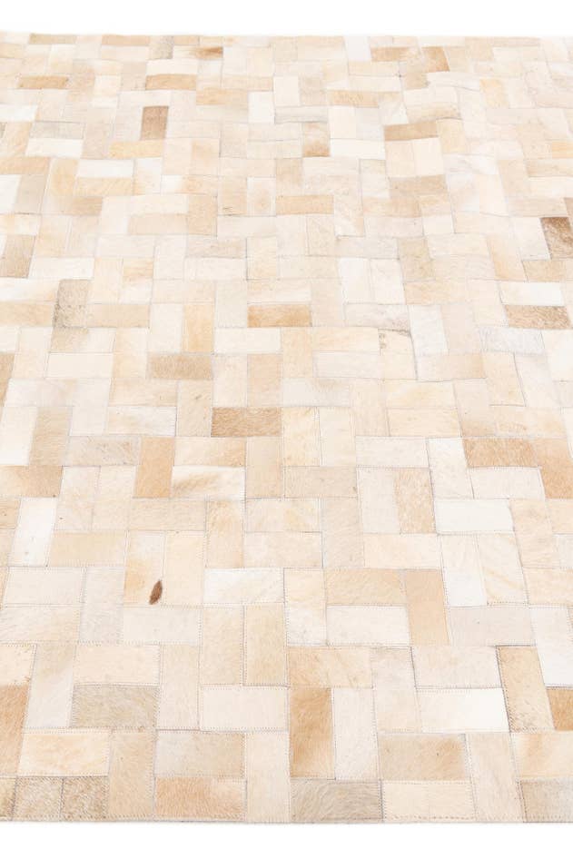 Detail image of 5' x 7' 11 Cowhide Stocks Rug