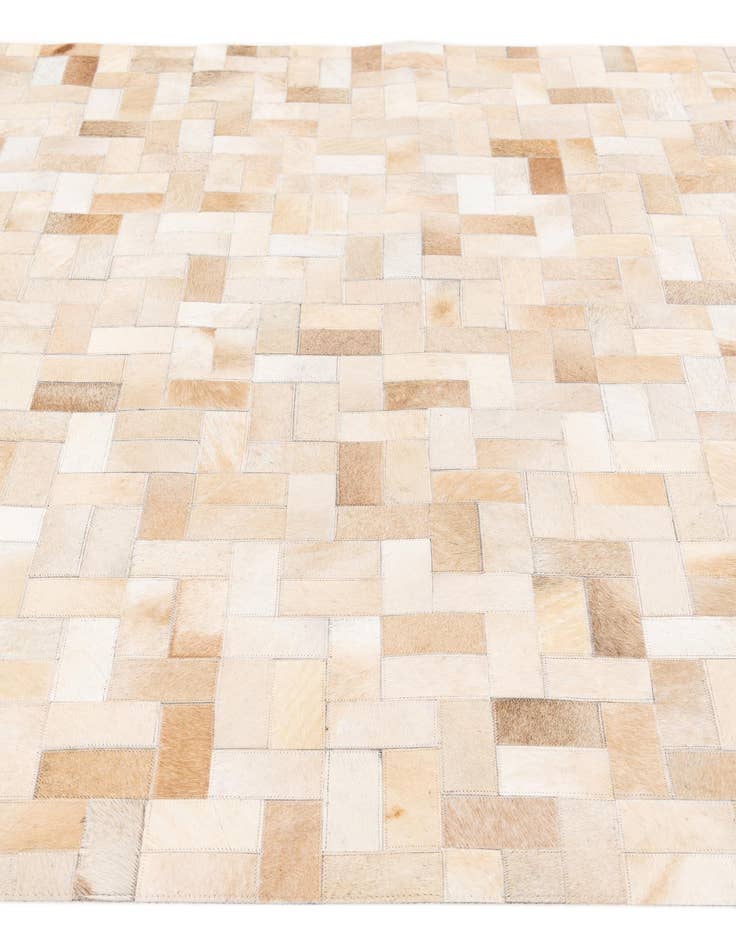 Detail image of 5' x 7' 11 Cowhide Stocks Rug