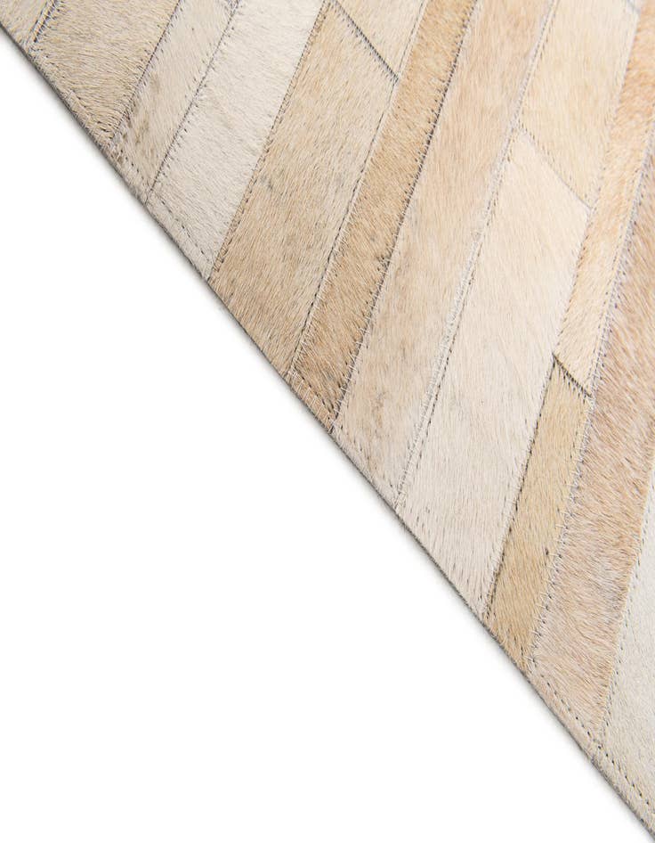 Detail image of 5' x 8' Cowhide Stocks Rug