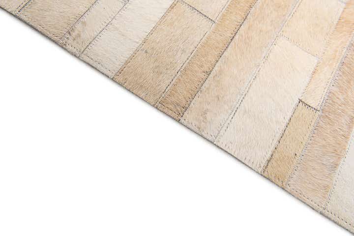 5' x 8' Cowhide Stocks Rug