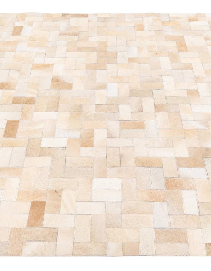 Detail image of 4' 11 x 7' 11 Cowhide Stocks Rug