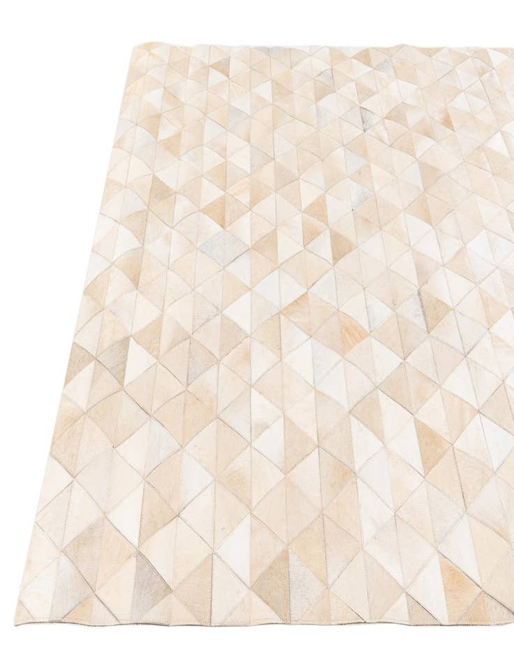 Detail image of 5' 1 x 8' 1 Cowhide Stocks Rug