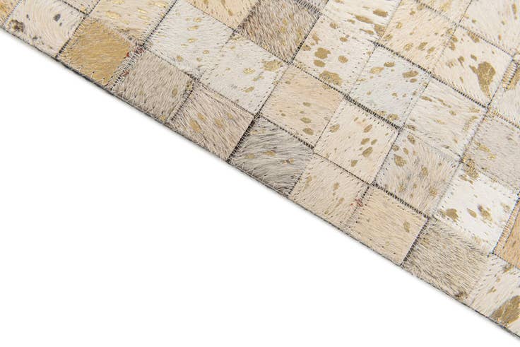Detail image of 5' 3 x 7' 6 Cowhide Stocks Rug