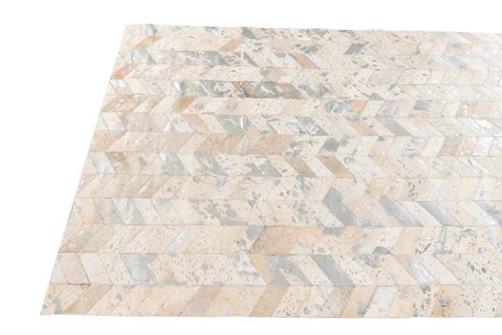 4' 11 x 7' 11 Cowhide Stocks Rug