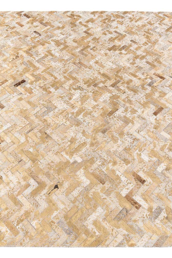 5' 5 x 7' 6 Cowhide Stocks Rug